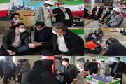 برپایی  میز خدمت  به  مناسبت  دهه مبارک فجر 