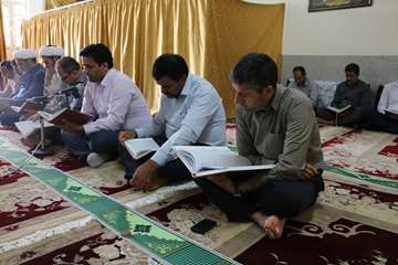 نماز جماعت در دامپزشکی استان - هر روز 