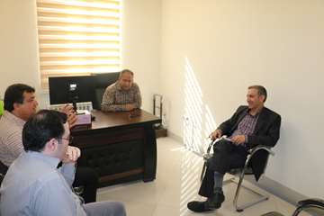 دیدار دکتر ماکنعلی با کارکنان فنی اداره کل دامپزشکی 